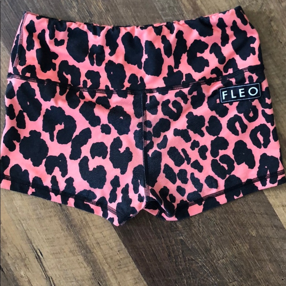 Fleo shorts